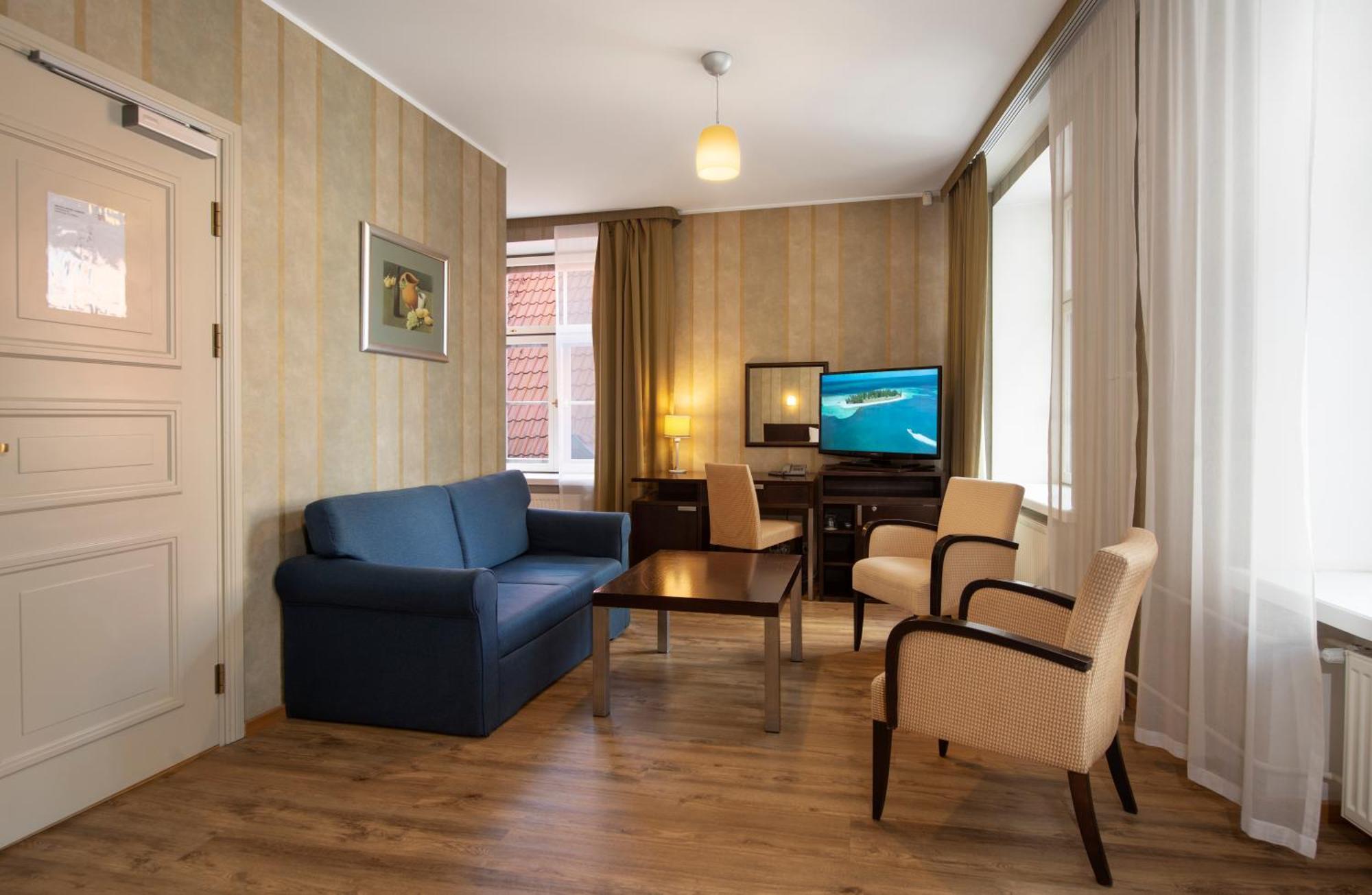 Hestia Hotel Barons Old Town Талин Екстериор снимка