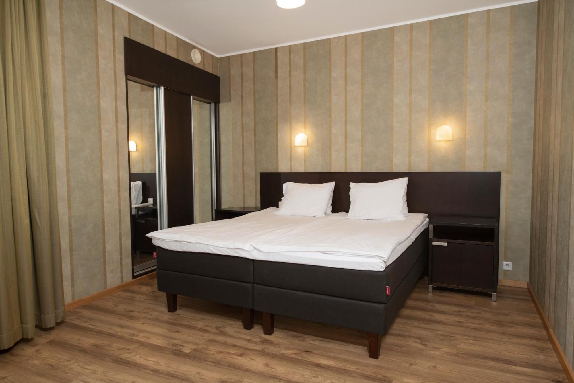 Hestia Hotel Barons Old Town Талин Екстериор снимка