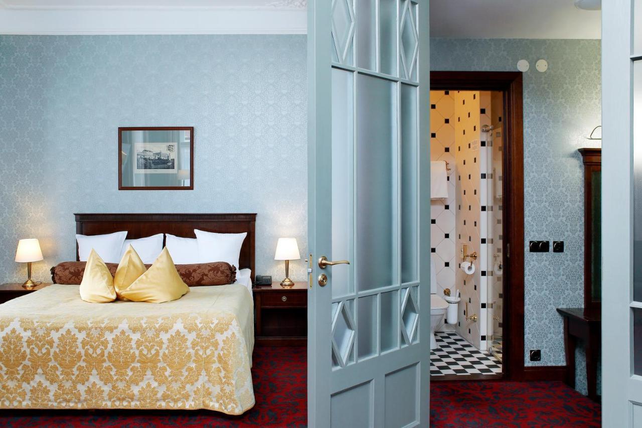 Hestia Hotel Barons Old Town Талин Екстериор снимка